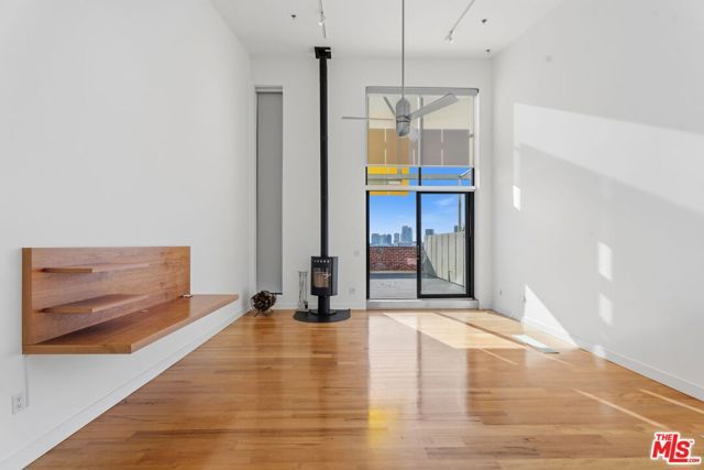 1850 Industrial Street 710, Los Angeles, CA 90021