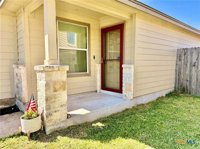 1311 Fern Court, Gonzales, TX 78629