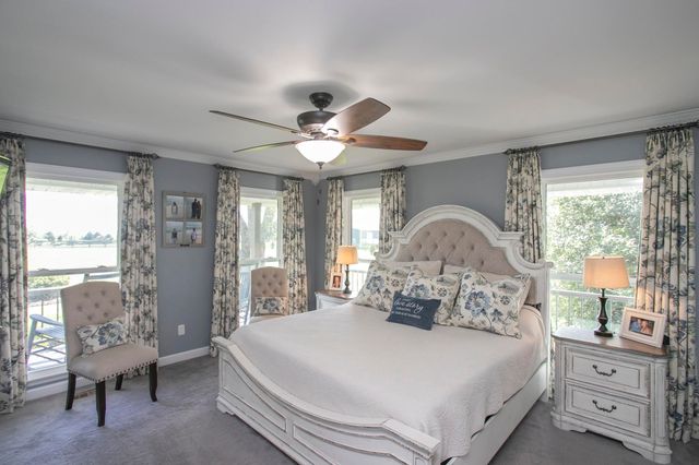 1043 Shelton Rd, Charlotte, TN 37036