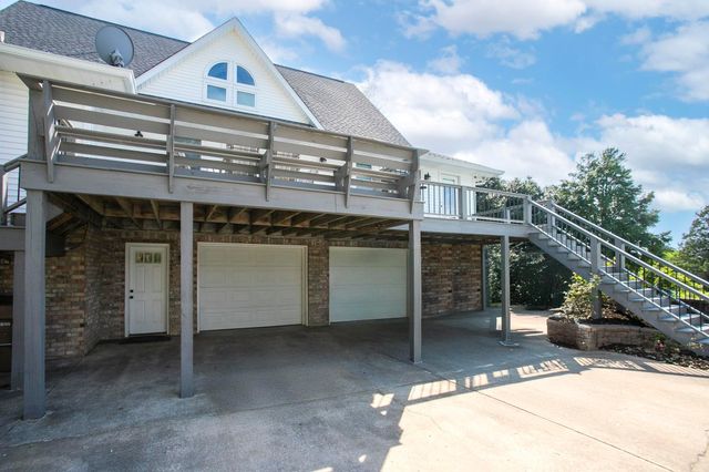 1043 Shelton Rd, Charlotte, TN 37036