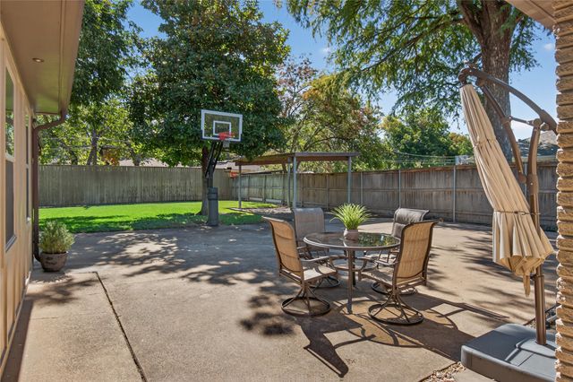 6842 Arboreal Drive, Dallas, TX 75231