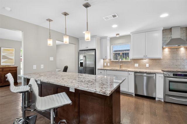 6842 Arboreal Drive, Dallas, TX 75231