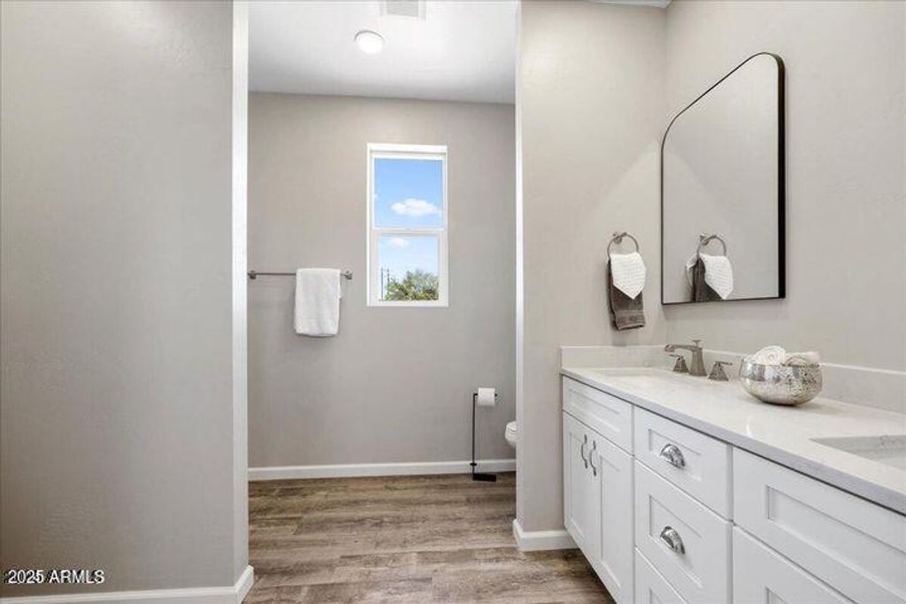 Image 28 of property listing at 100 E WEE HOLLOW Drive, Camp Verde, AZ 86322