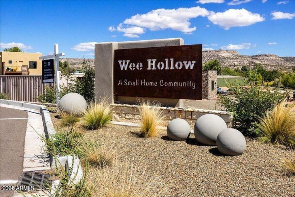 Image 42 of property listing at 100 E WEE HOLLOW Drive, Camp Verde, AZ 86322