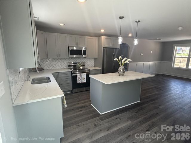 2251 Richland Avenue, Gastonia, NC 28052