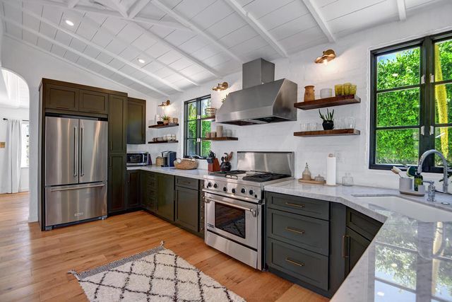 354 E Valmonte Sur, Palm Springs, CA 92262
