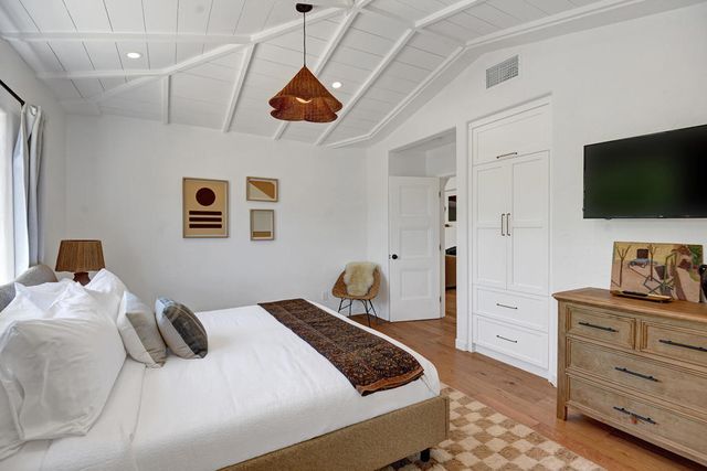 354 E Valmonte Sur, Palm Springs, CA 92262