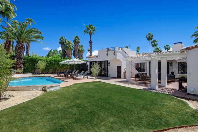 354 E Valmonte Sur, Palm Springs, CA 92262