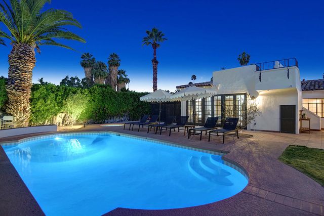 354 E Valmonte Sur, Palm Springs, CA 92262