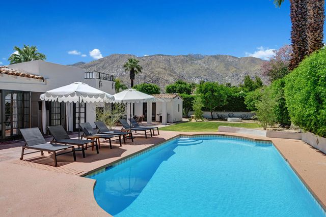 354 E Valmonte Sur, Palm Springs, CA 92262