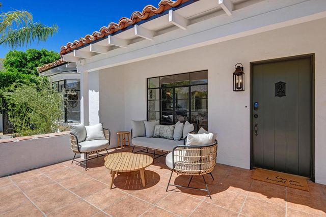 354 E Valmonte Sur, Palm Springs, CA 92262