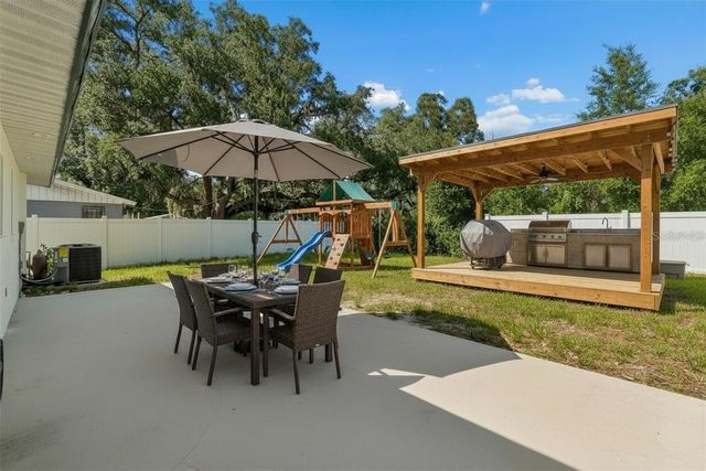 3725 AMBERMIST DRIVE, Tampa, FL 33619
