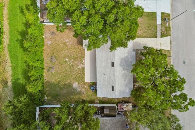 3725 AMBERMIST DRIVE, Tampa, FL 33619