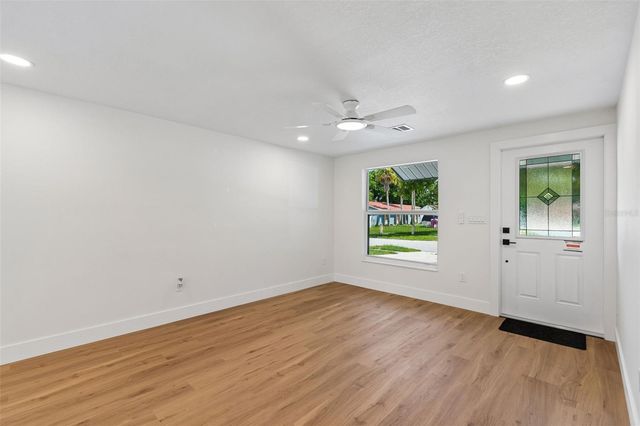 3725 AMBERMIST DRIVE, Tampa, FL 33619