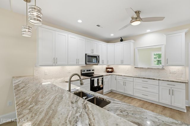 8238 Old Georgetown Road SW, Sunset Beach, NC 28468
