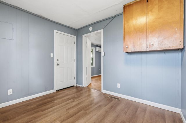 925 W Chicago Street, Springfield, MO 65803