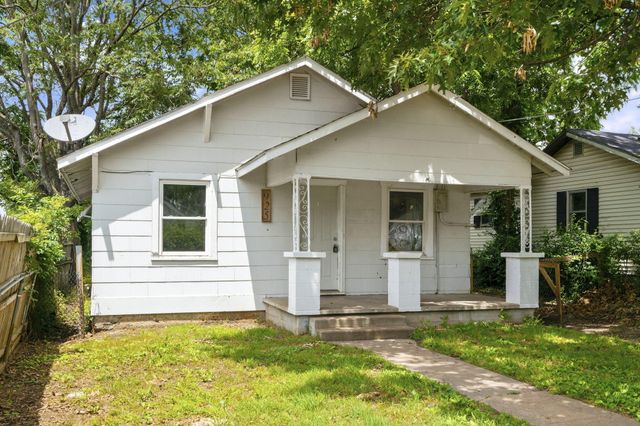 925 W Chicago Street, Springfield, MO 65803