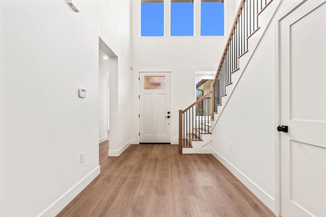 688 Cindy Dr, Ripon, CA 95366