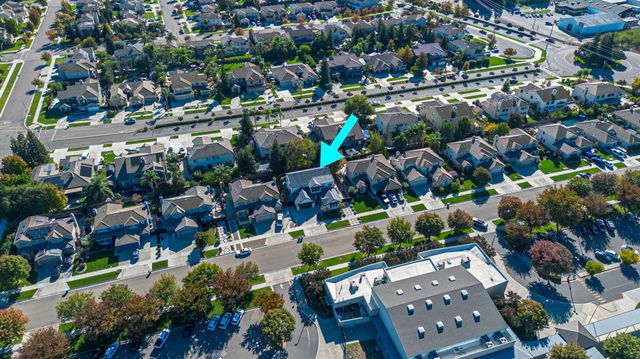 688 Cindy Dr, Ripon, CA 95366