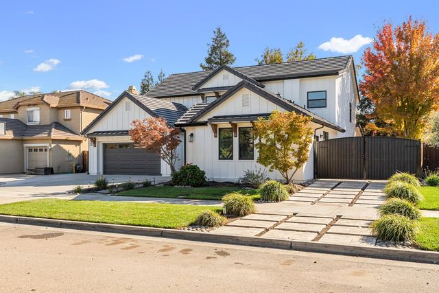 688 Cindy Dr, Ripon, CA 95366