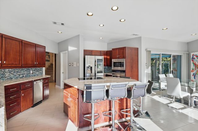 772 Lakewood Court, Highland Village, TX 75077