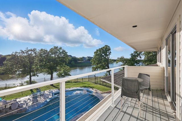 772 Lakewood Court, Highland Village, TX 75077