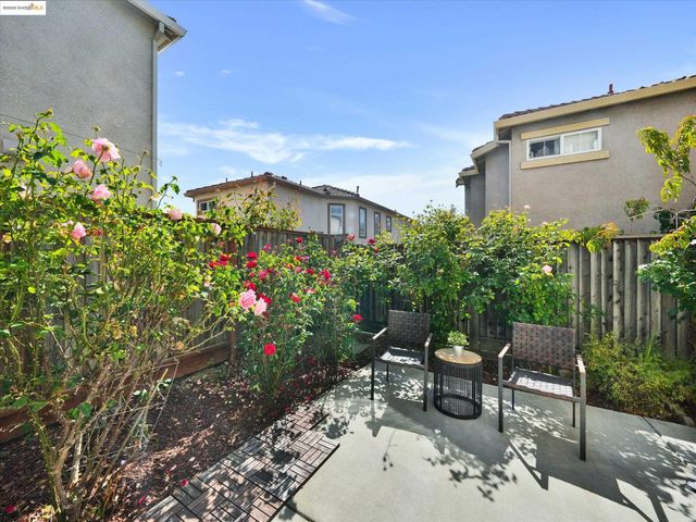1111 Greystone Ct, Richmond, CA 94806