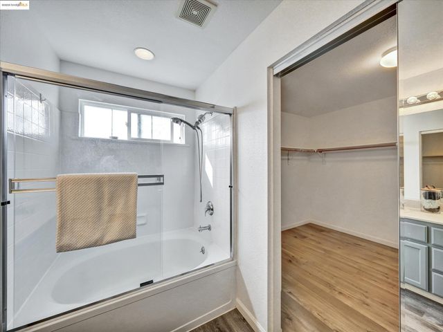 1111 Greystone Ct, Richmond, CA 94806