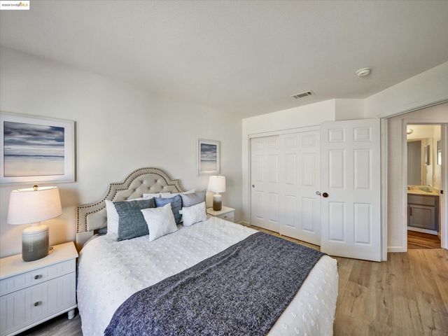 1111 Greystone Ct, Richmond, CA 94806