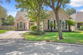 9507 Pecan Glen Court, Houston, TX 77040