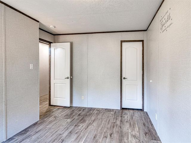 101153 S 3330 Road, Harrah, OK 73045