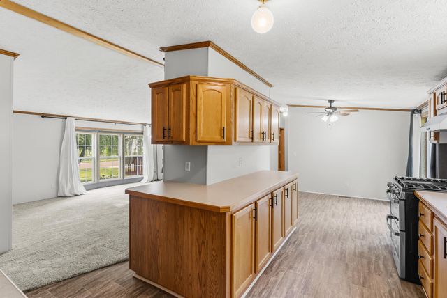880 N East Street, Fenton, MI 48430