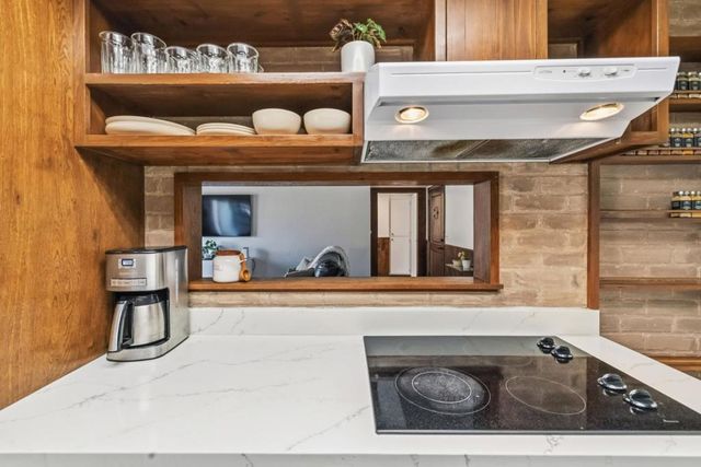 1588 Duran Street, Salinas, CA 93906