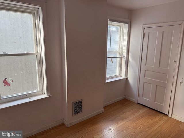 1314 E 11TH ST, Crum Lynne, PA 19022