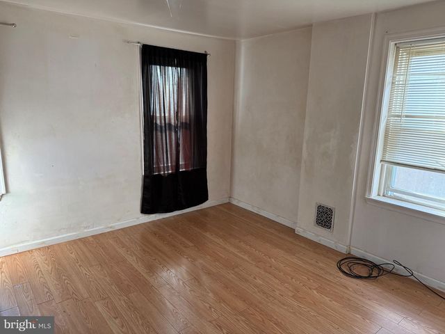 1314 E 11TH ST, Crum Lynne, PA 19022