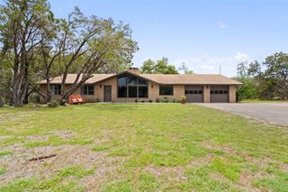 121 Merrywood LN, San Marcos, TX 78666