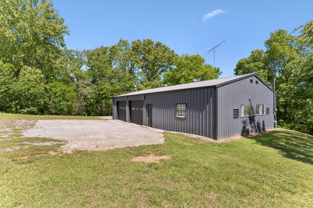 6777 Spencer Rd, Rock Island, TN 38581