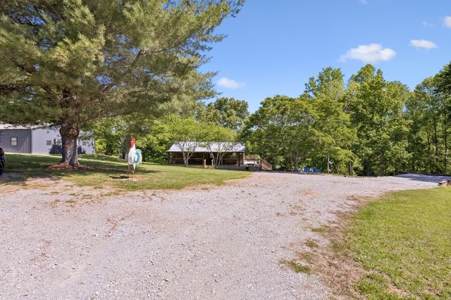 6777 Spencer Rd, Rock Island, TN 38581