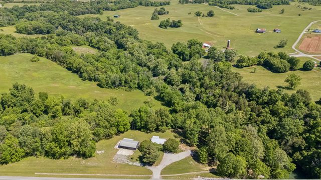 6777 Spencer Rd, Rock Island, TN 38581