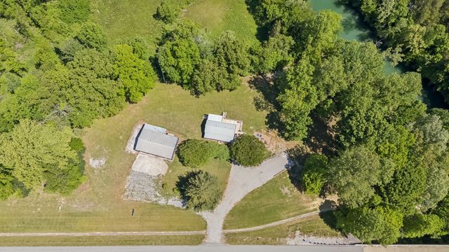 6777 Spencer Rd, Rock Island, TN 38581