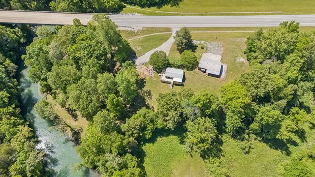 6777 Spencer Rd, Rock Island, TN 38581