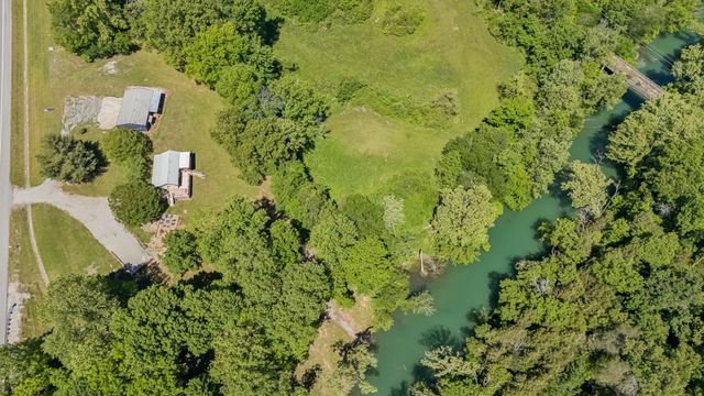 6777 Spencer Rd, Rock Island, TN 38581