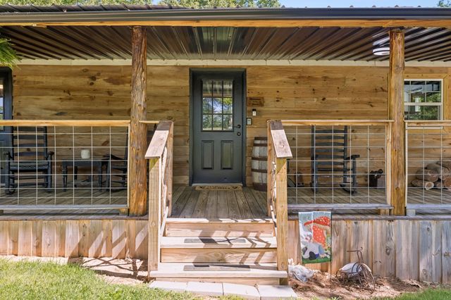 6777 Spencer Rd, Rock Island, TN 38581