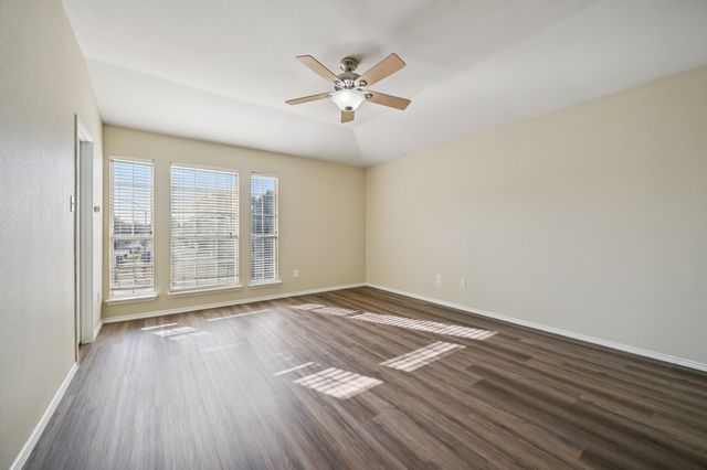 2717 Clark Drive, Corinth, TX 76210