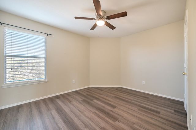 2717 Clark Drive, Corinth, TX 76210