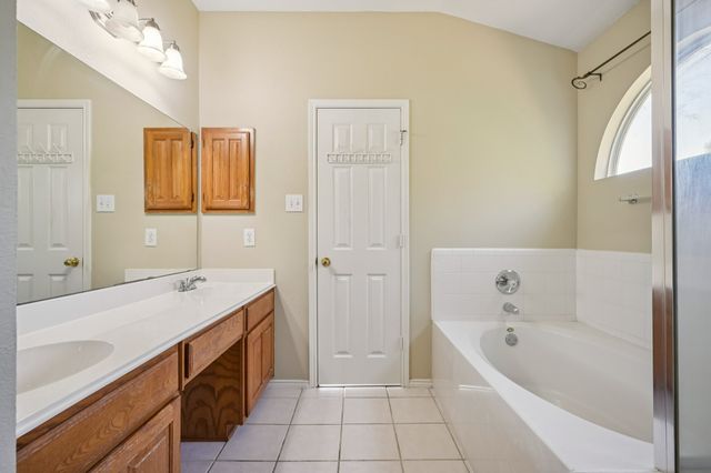 2717 Clark Drive, Corinth, TX 76210