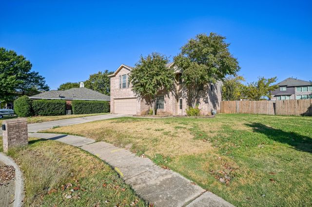 2717 Clark Drive, Corinth, TX 76210