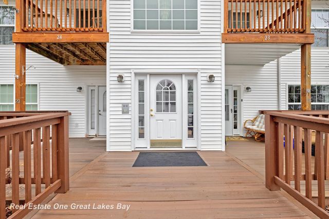1015 E Lincoln Street, East Tawas, MI 48730