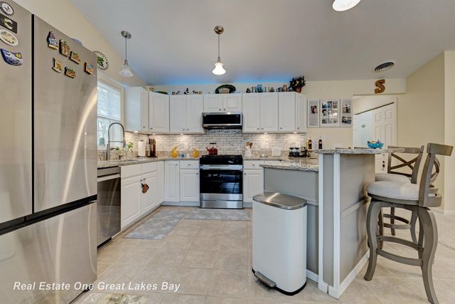 1015 E Lincoln Street, East Tawas, MI 48730