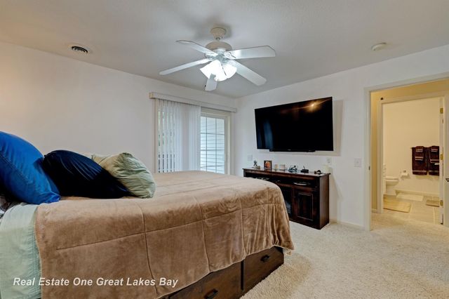1015 E Lincoln Street, East Tawas, MI 48730